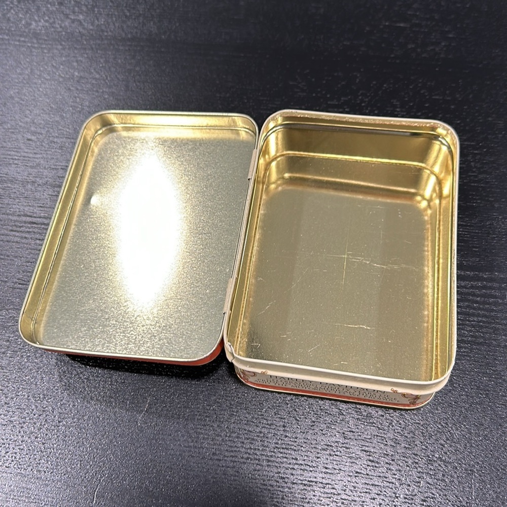 Harley-Davidson Vintage 90th Anniversary Tin - Picture 3 of 7
